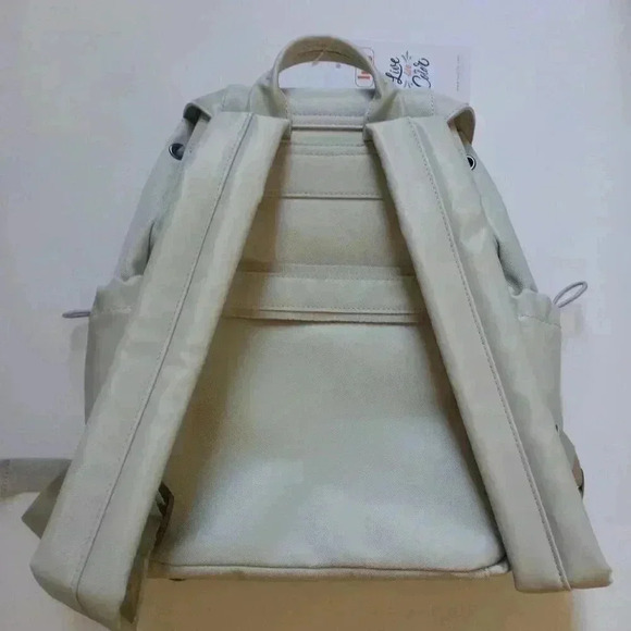 LUG 'Wiffle' Satin Luxe VL (Vegan Leather) Drawstring Backpack - Pebble (stone) - Picture 7 of 16